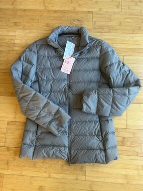 Quince Lightweight Packable Puffer Jacket